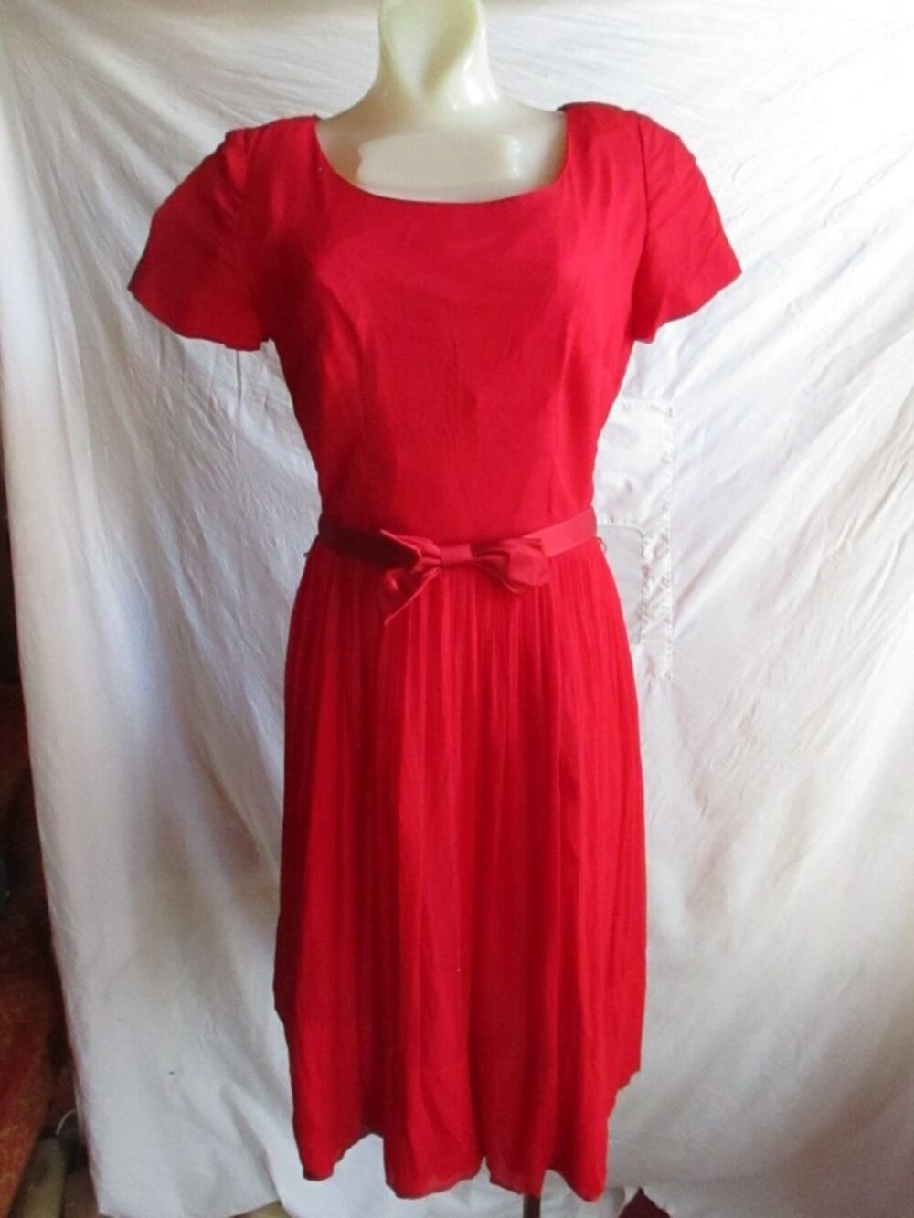 L'Aiglon Large 14 True Vintage 1950's Dress Rayon Cherry Red Belted MCM Atomic